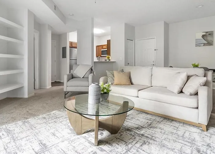 Landing Modern Apartment With Amazing Amenities