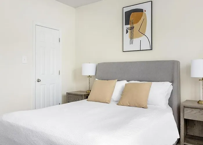 Landing Modern Apartment With Amazing Amenities