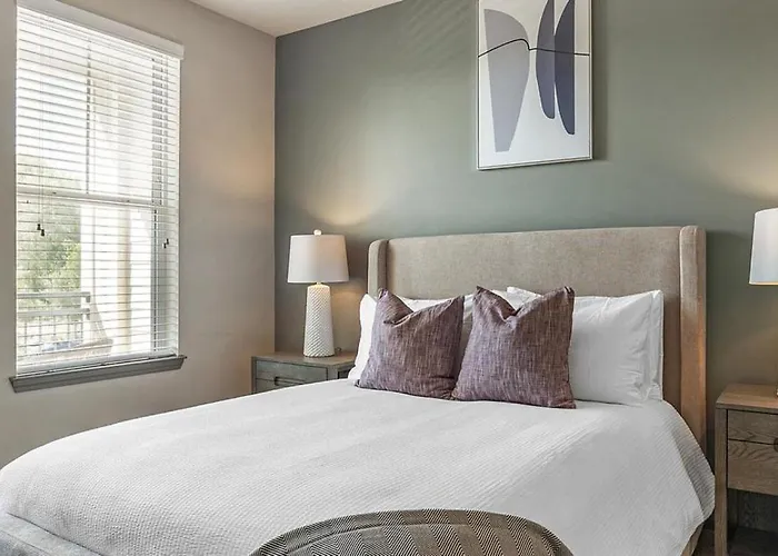 Landing Modern Apartment With Amazing Amenities