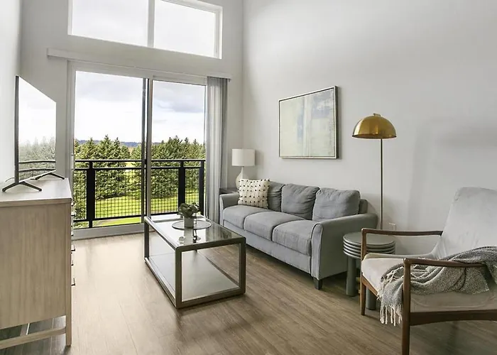 Landing Modern Apartment With Amazing Amenities