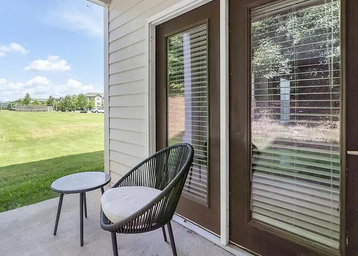 Landing Modern Apartment With Amazing Amenities