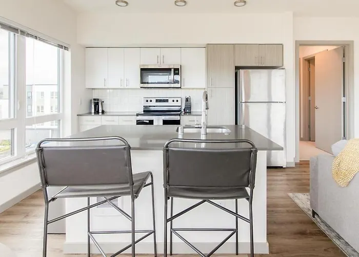Landing Modern Apartment With Amazing Amenities