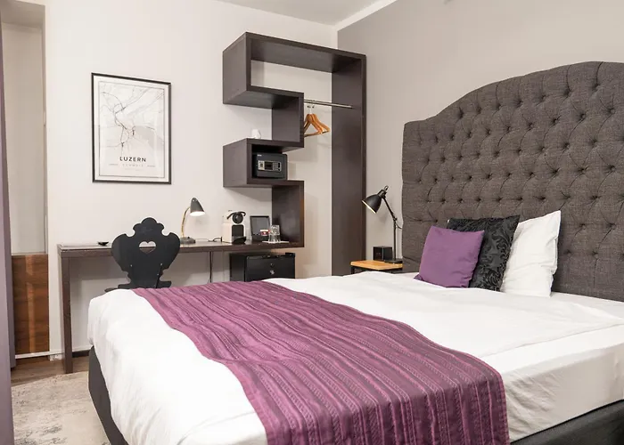 Boutique Hotel Weisses Kreuz - Adult Only Hotel