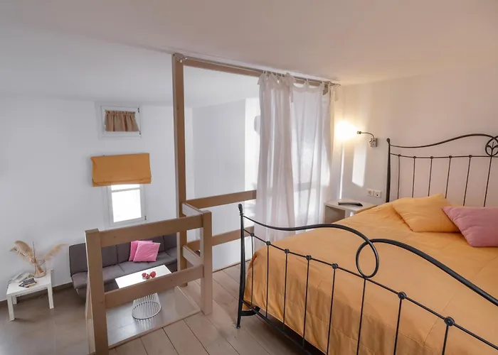 Hotel Nefeli