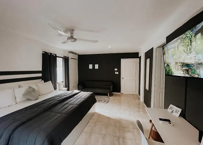 Che Suites Playa (Adults Only)