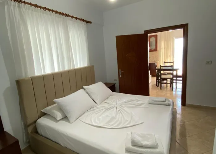 Hotel Erioni