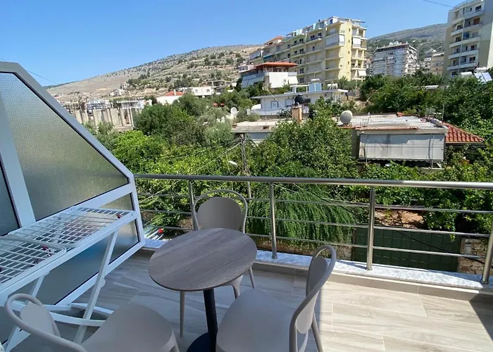 Hotel Erioni