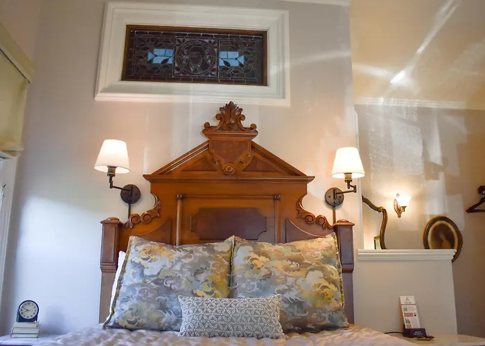 Mccall House Boutique Hotel