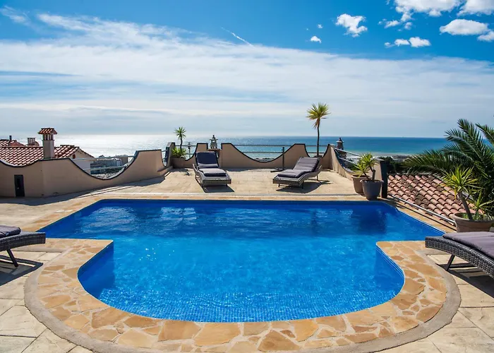 Villa Serenity Climate Pool & Panoramic Sea Views