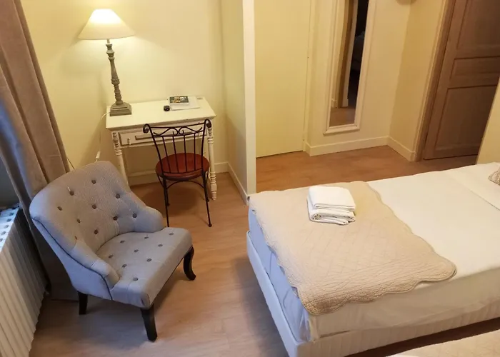Cit'Hotel Logis Louise de Savoie
