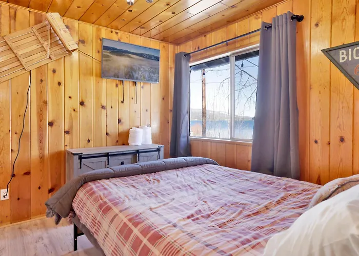 Sunrise Lakefront Family Cabin By Big Bear Vacations