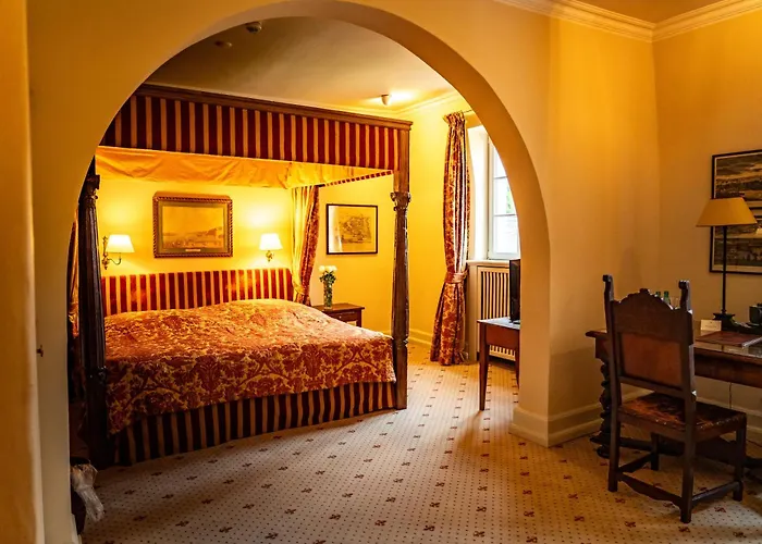 Schloss Auel Boutique Hotel & Design Golf Lodge