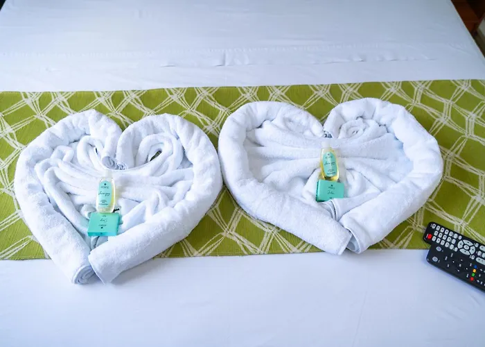 Suites & Apartments San Benito - Zona Rosa