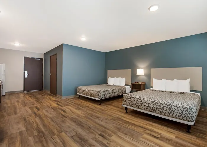 Woodspring Suites Corona