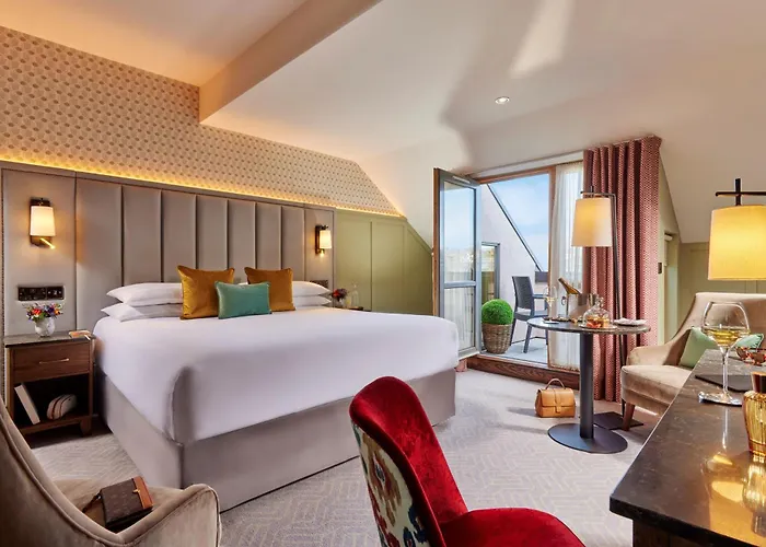 Westport Plaza Hotel, Spa & Leisure