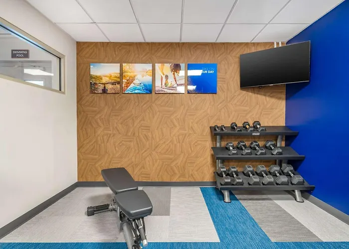 Comfort Inn&Suites Madison East Interstate I-90