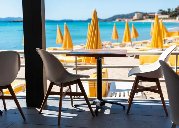Roc Hotel - Hôtel 4 étoiles les pieds dans l'eau