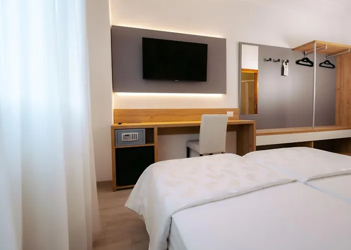 Hotel Everest