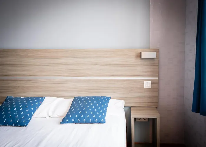 Logis Hotel Au Relais Nivernais