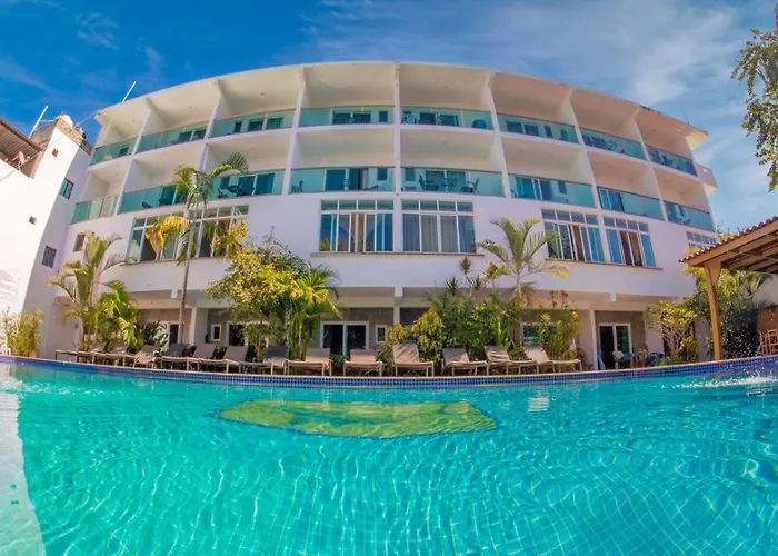 Hotel Rega Suites Guayabitos - Family & Kitchen