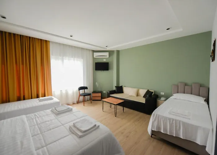 Hotel Blini
