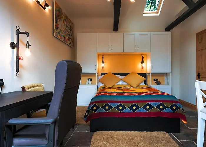 Cosy Countryside Retreat - Pogo