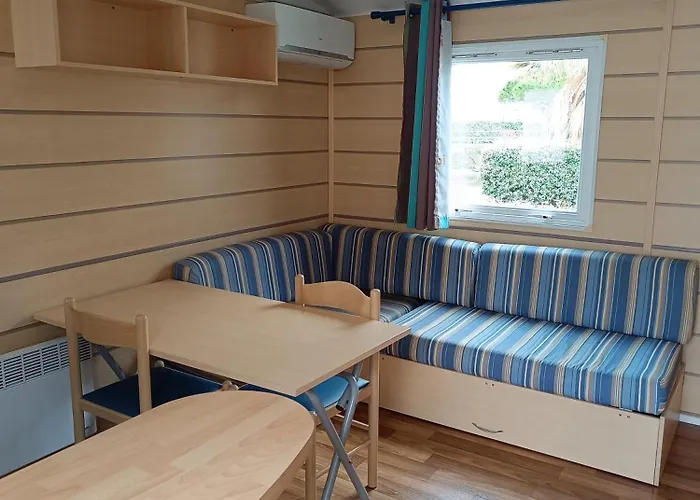 MOBIL HOME LUCKY climatisé camping NOVELA PORT LA NOUVELLE