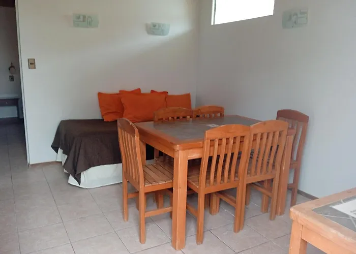 Hotel Y Cabanas La Rosa Nautica
