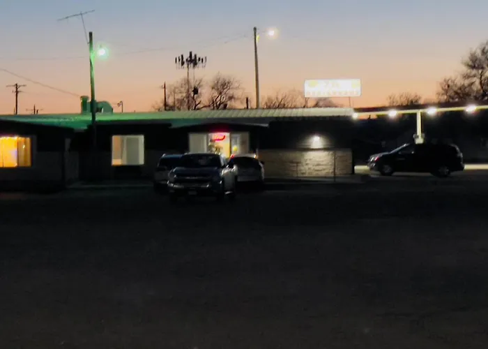Travelors Lodge Motel & Rv Park