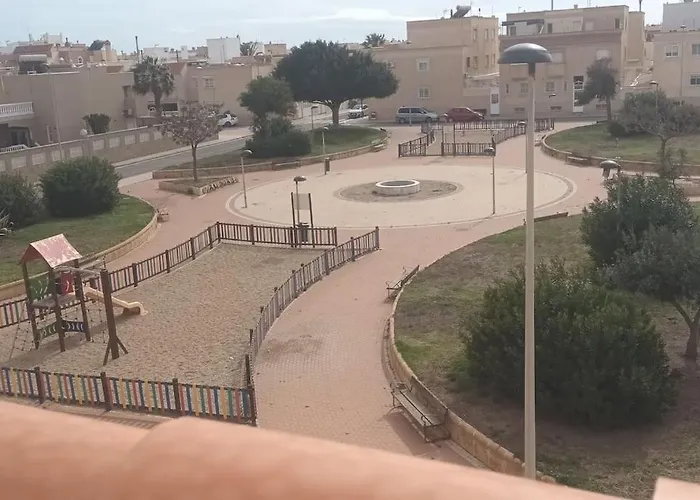 adosado con piscina en Cabo de Gata 4p