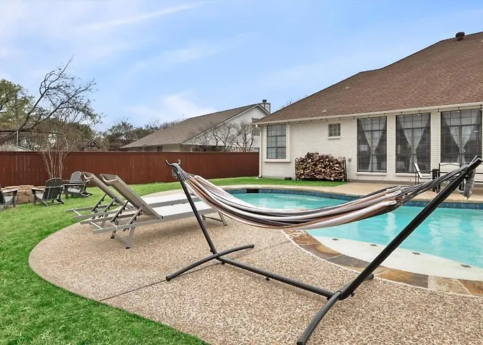 Southern Living At Its Best - Pool Bbq Hammock