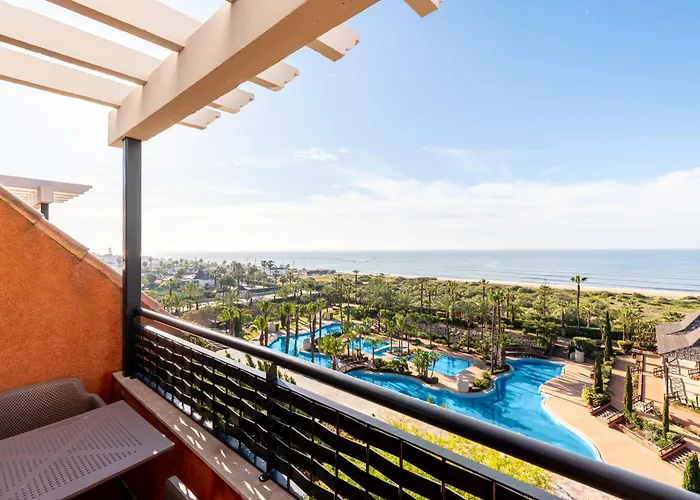 Puerto Antilla Grand Hotel