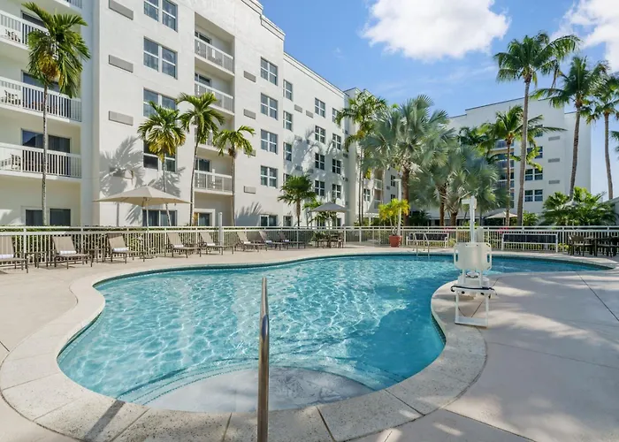 Courtyard By Marriott Miami Aventura Mall