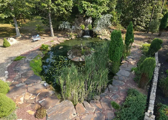 Mountain Meltdown - Pet Friendly, Grill, Wifi, Fire Pit, Ev Station -Shared Space - Grill, Fire Pit, Covered Porch, Fountain Pond