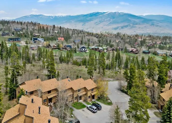 Cozy 2Br With Great Views Near Trails