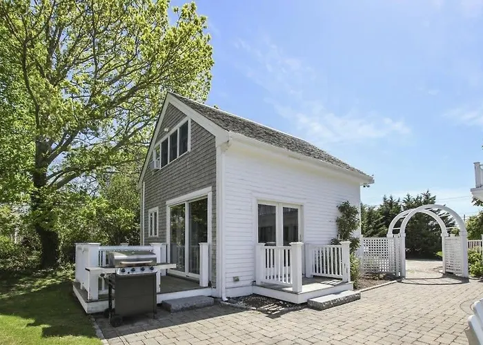 Waterfront Fun At This Huge Family Estate