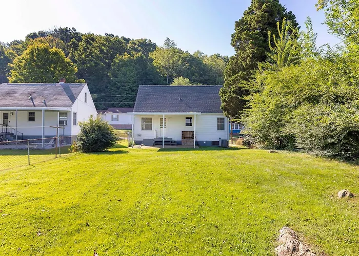 4Br House Minutes From Bms & Bristol Casino