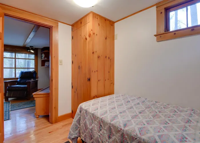 North Conway Home < Walk To Slopes At Cranmore!