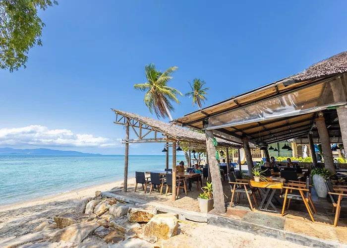 Absolute Beachfront Villas