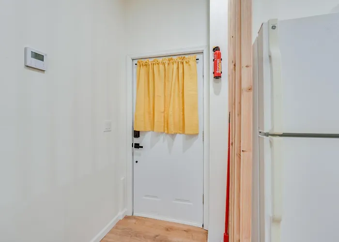 Dog-Friendly Fishkill Tiny House In Wine Country