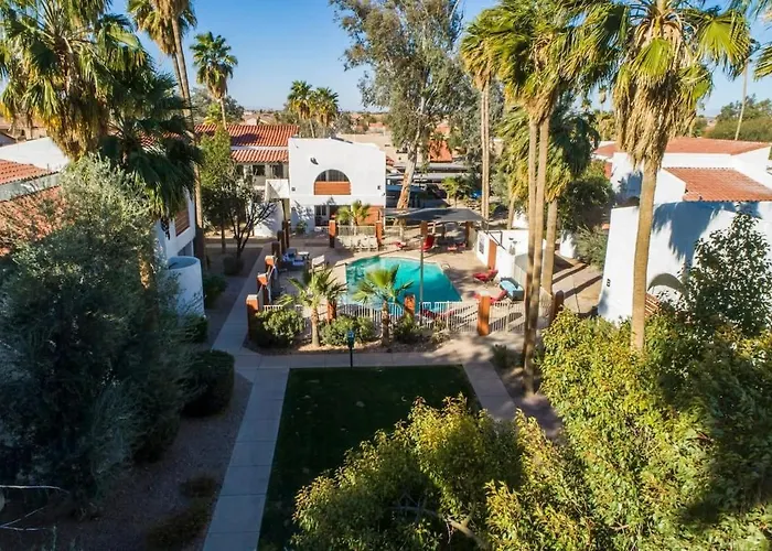 32- Modern Casa Grande Paradise Heated Pool Condo