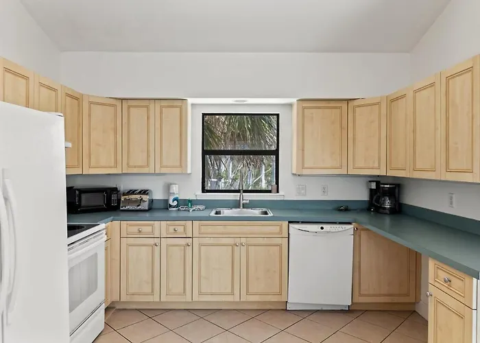 Captiva Beach Bungalow On Turner Beach