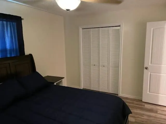 Comfortable Downstairs 2 Bed Next To Fort Sill
