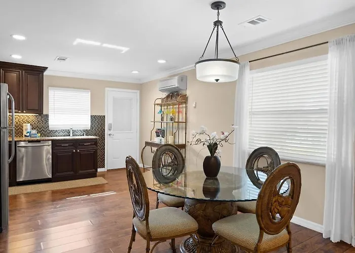 Gorgeous 2Br Residence With Pool And Spa At Margarita Mansion