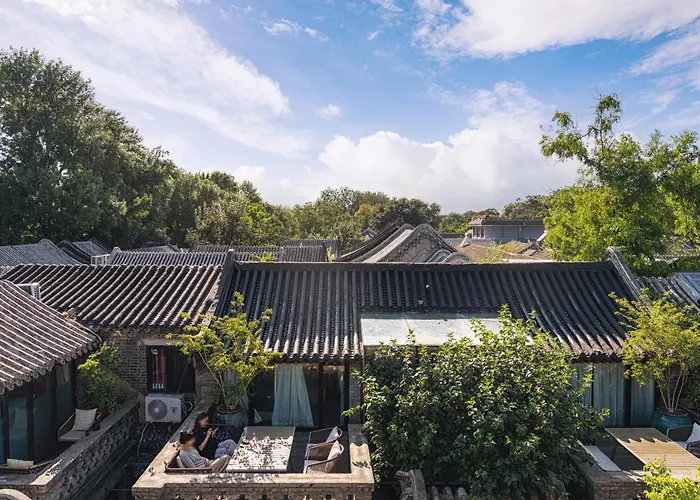 Beijing Lezai Nanluo Courtyard Hotel