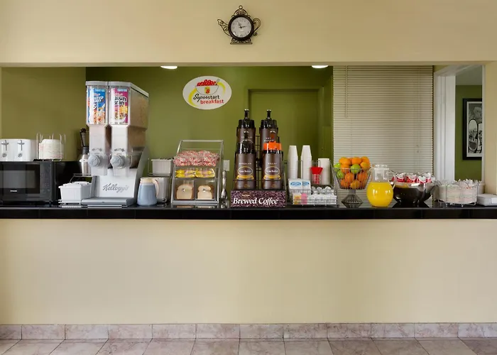 Super 8 By Wyndham Ridgecrest