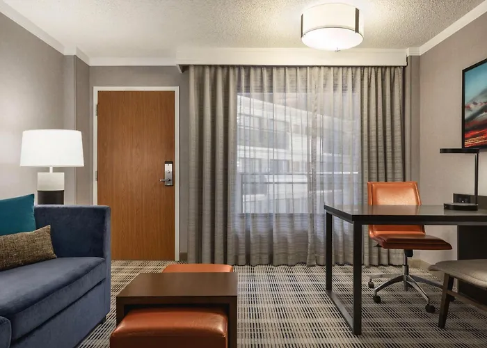 Embassy Suites By Hilton Kansas City Overland Park