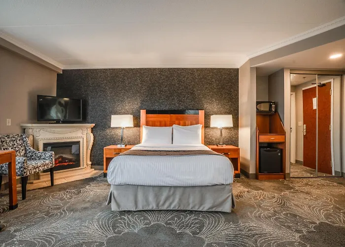 Monte Carlo Inn Barrie - Newly Renovated