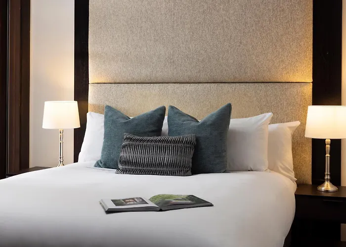 Mineral Springs Hotel Hepburn