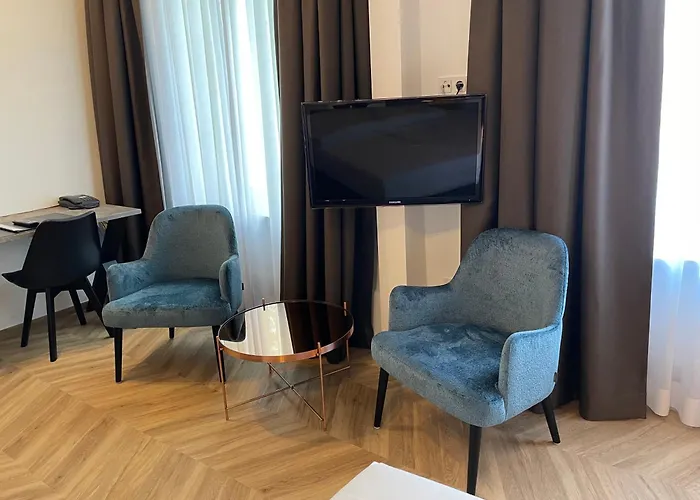 Dom Hotel